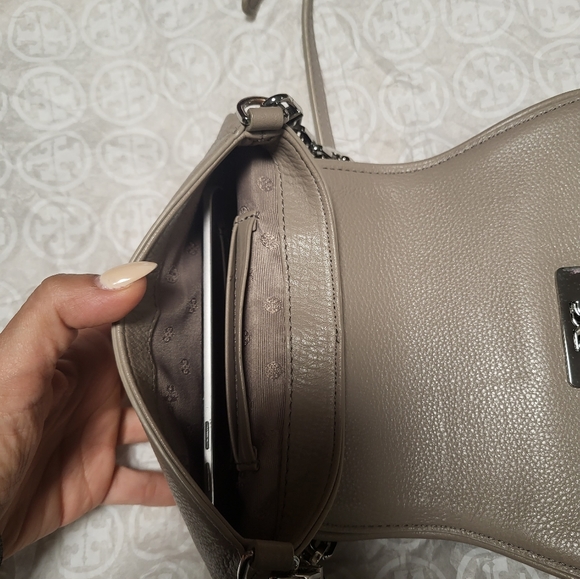 Tory Burch sling bag - Picture 8 of 11